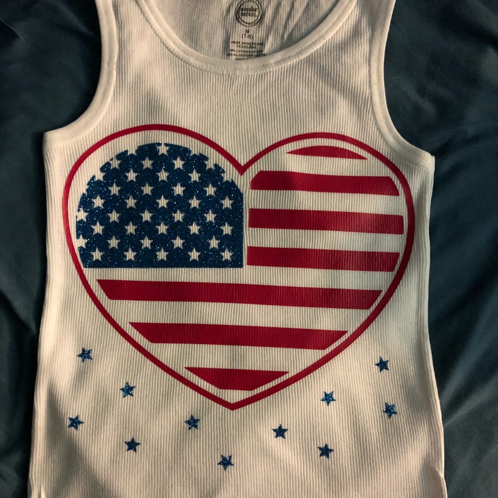 USA  Heart graphic tank top